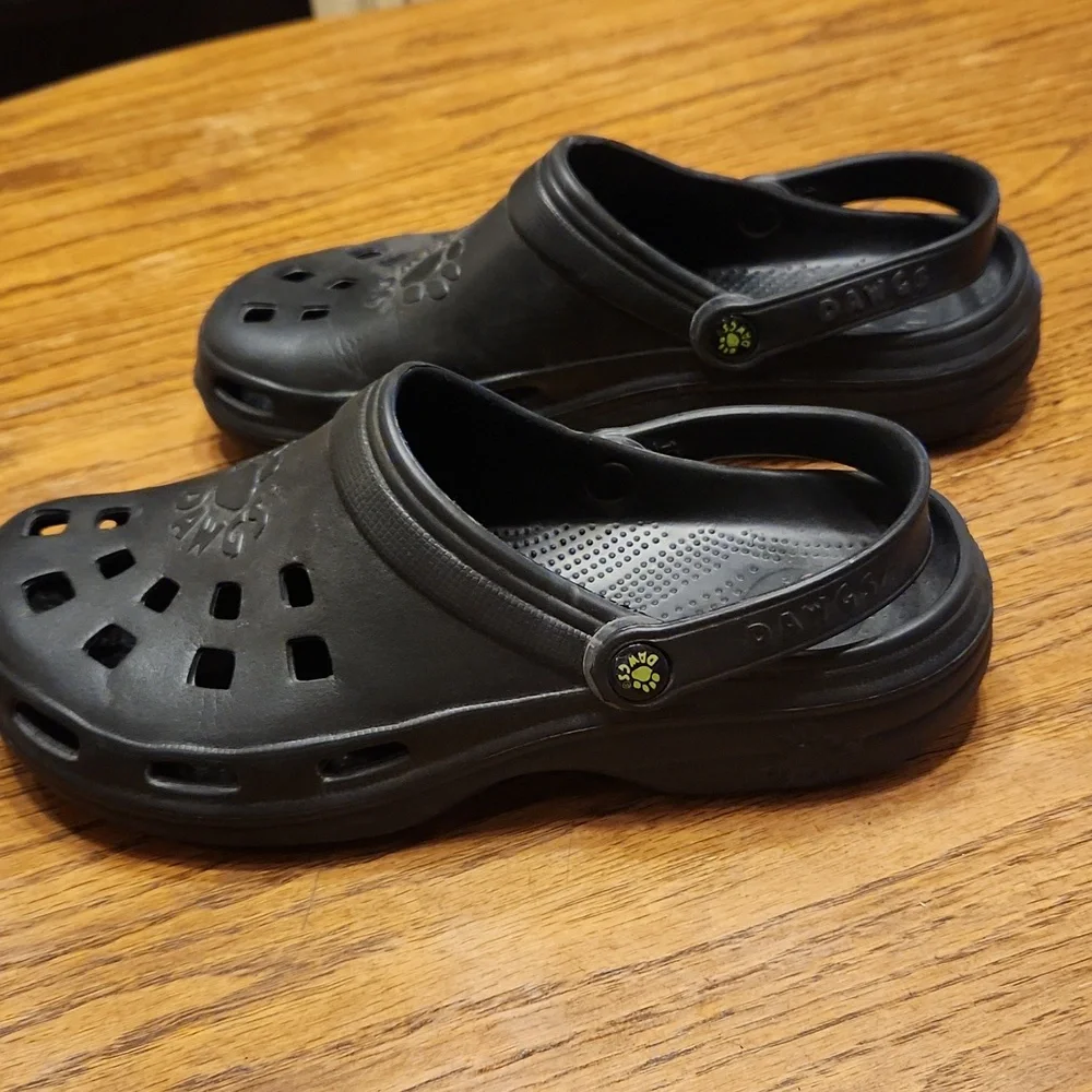 Dawgs Clogs Size 10